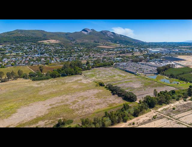 31.60HA VACANT LAND FOR SALE IN PAARL SOUTH